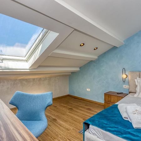 Aparthotel San Valentino Palace à Umag Extérieur photo