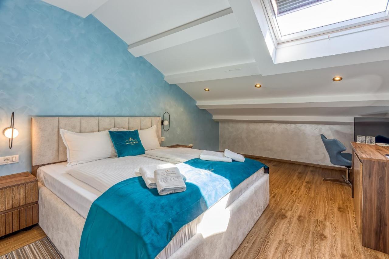 Aparthotel San Valentino Palace à Umag Extérieur photo