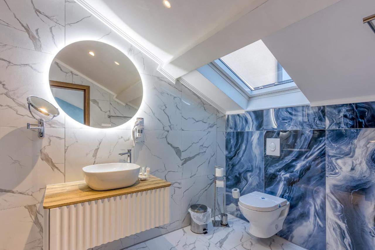 Aparthotel San Valentino Palace à Umag Extérieur photo