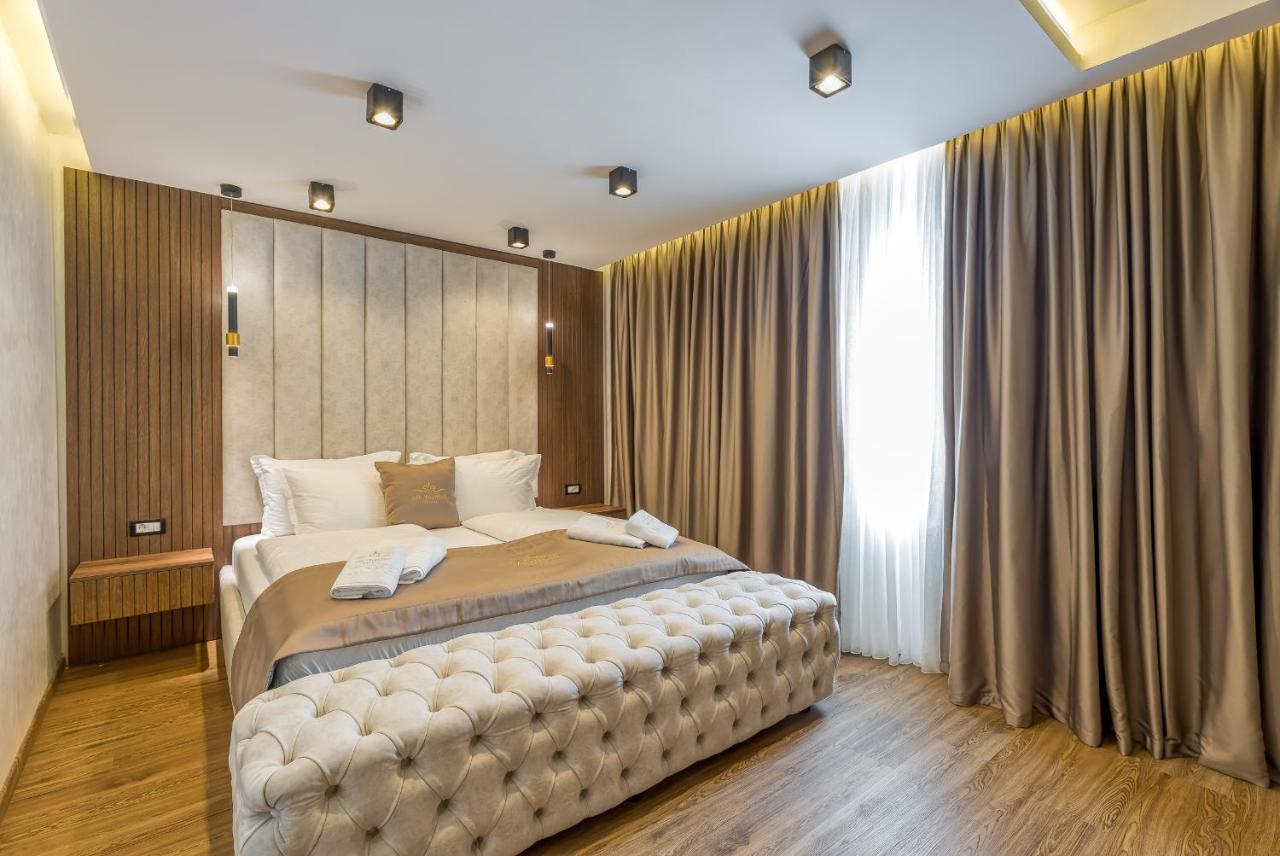 Aparthotel San Valentino Palace à Umag Extérieur photo
