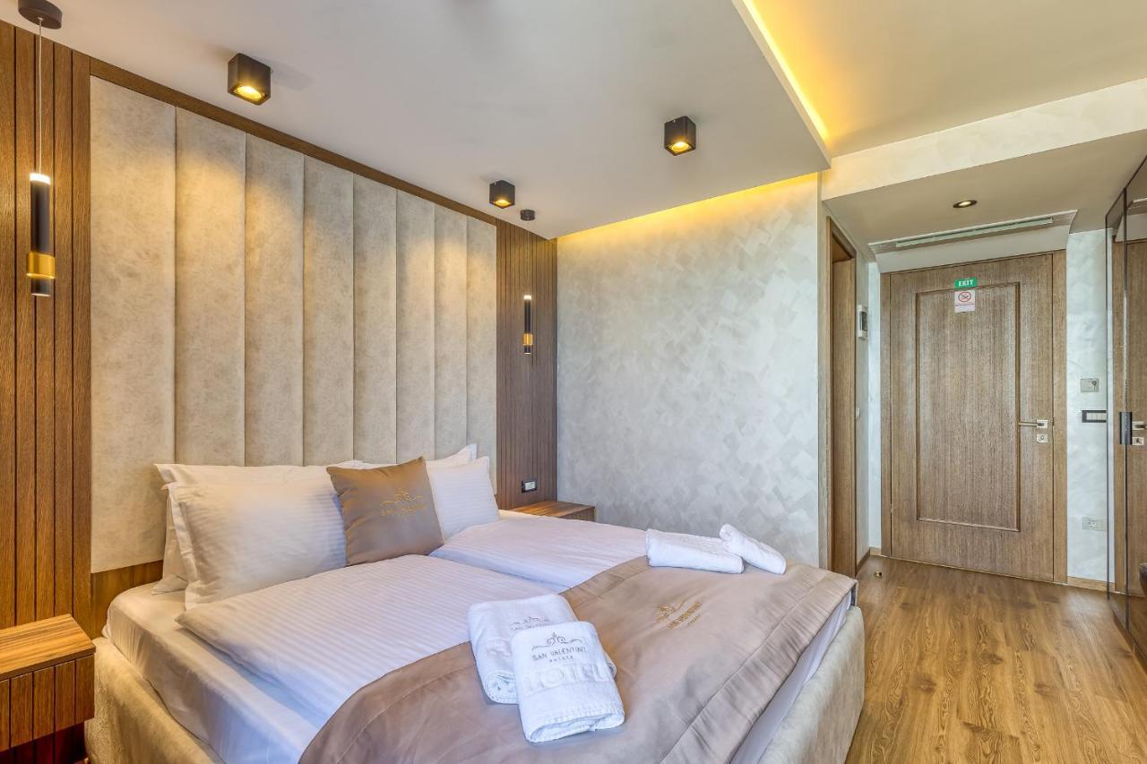 Aparthotel San Valentino Palace à Umag Extérieur photo